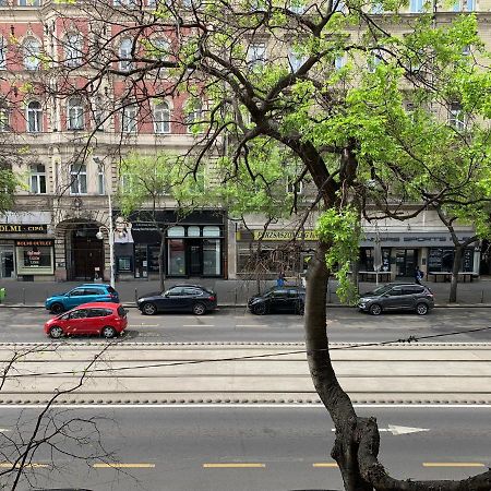 Luxury Apartment In The Central Budapeste Exterior foto